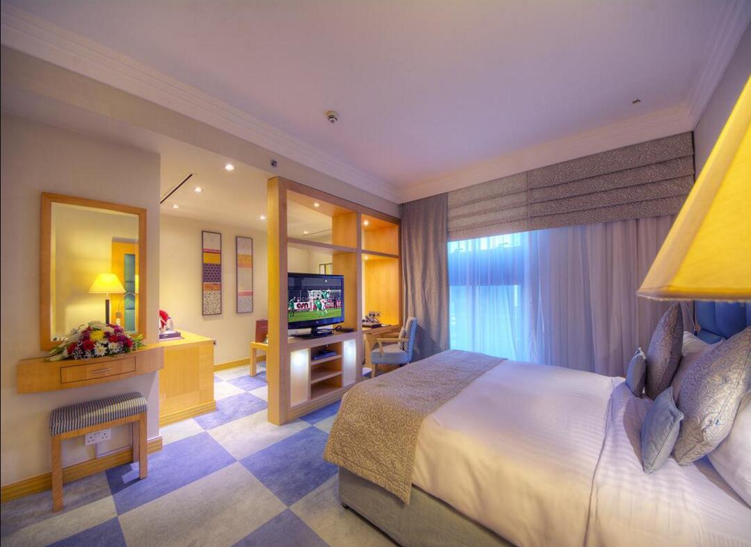 เดอะ ลีลา โฮเต็ล Hotel ดูไบ ภายนอก รูปภาพ