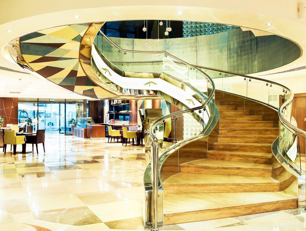 เดอะ ลีลา โฮเต็ล Hotel ดูไบ ภายนอก รูปภาพ