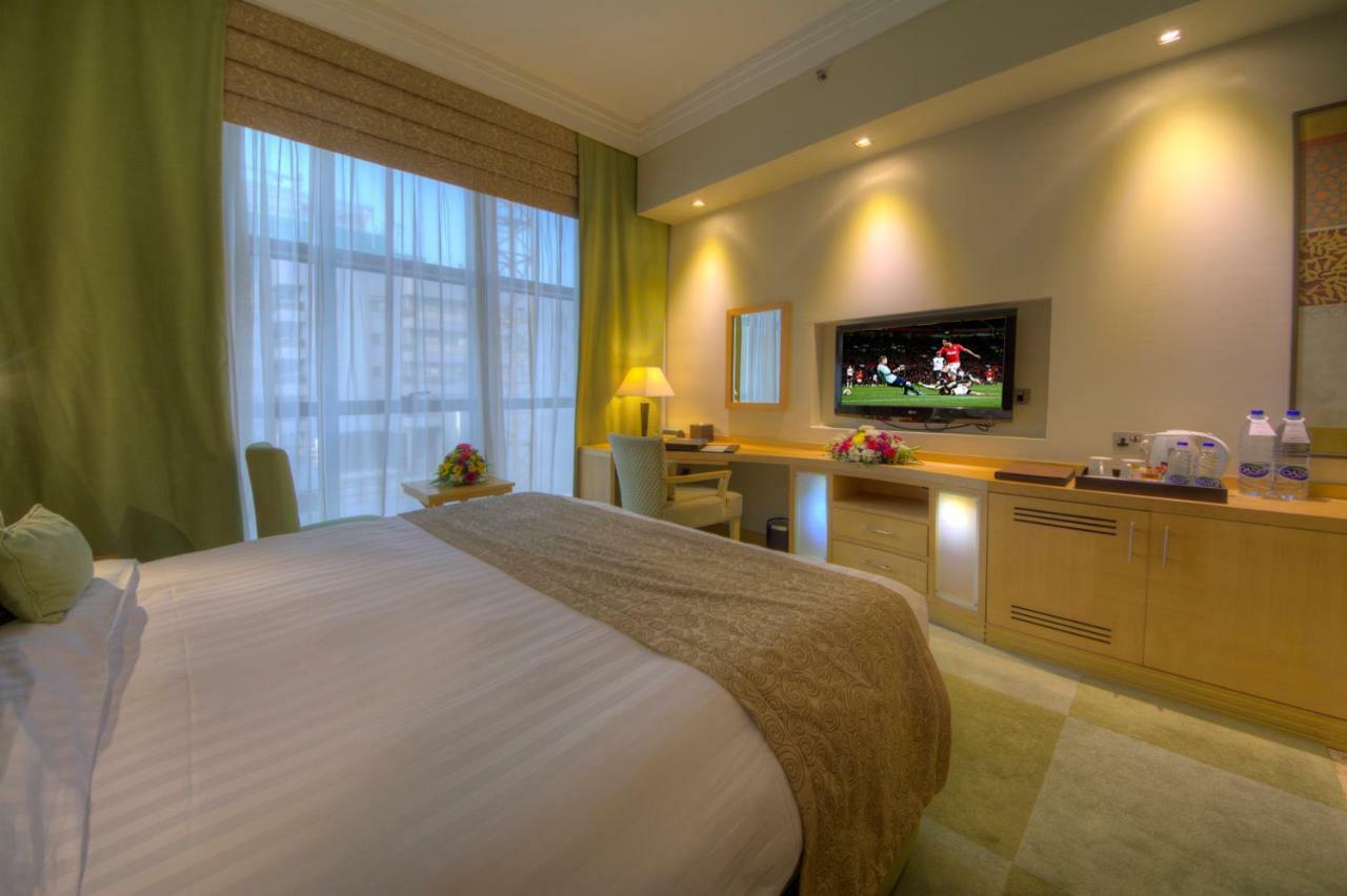 เดอะ ลีลา โฮเต็ล Hotel ดูไบ ภายนอก รูปภาพ
