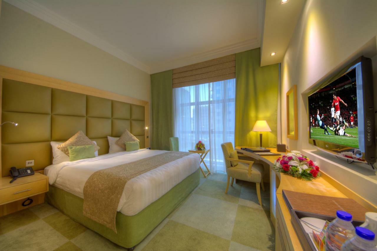 เดอะ ลีลา โฮเต็ล Hotel ดูไบ ภายนอก รูปภาพ
